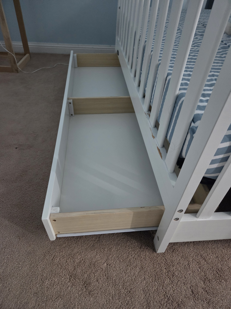 Graco Crib with Drawer - White - photo 3