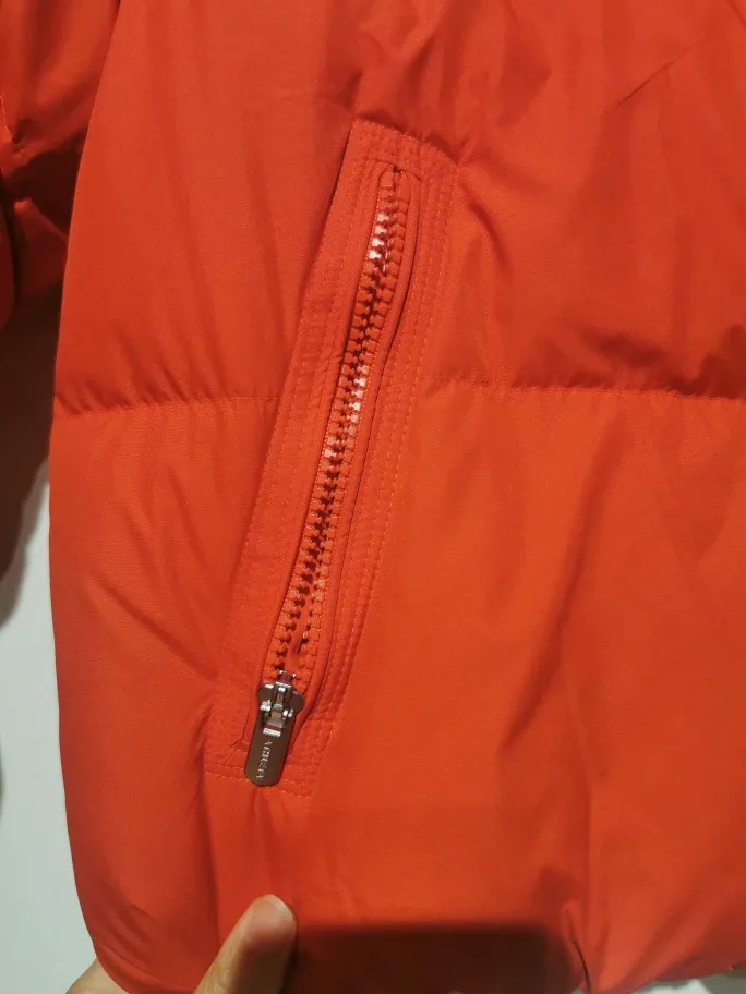 athleta Xs puffer jacket image indicator(4)