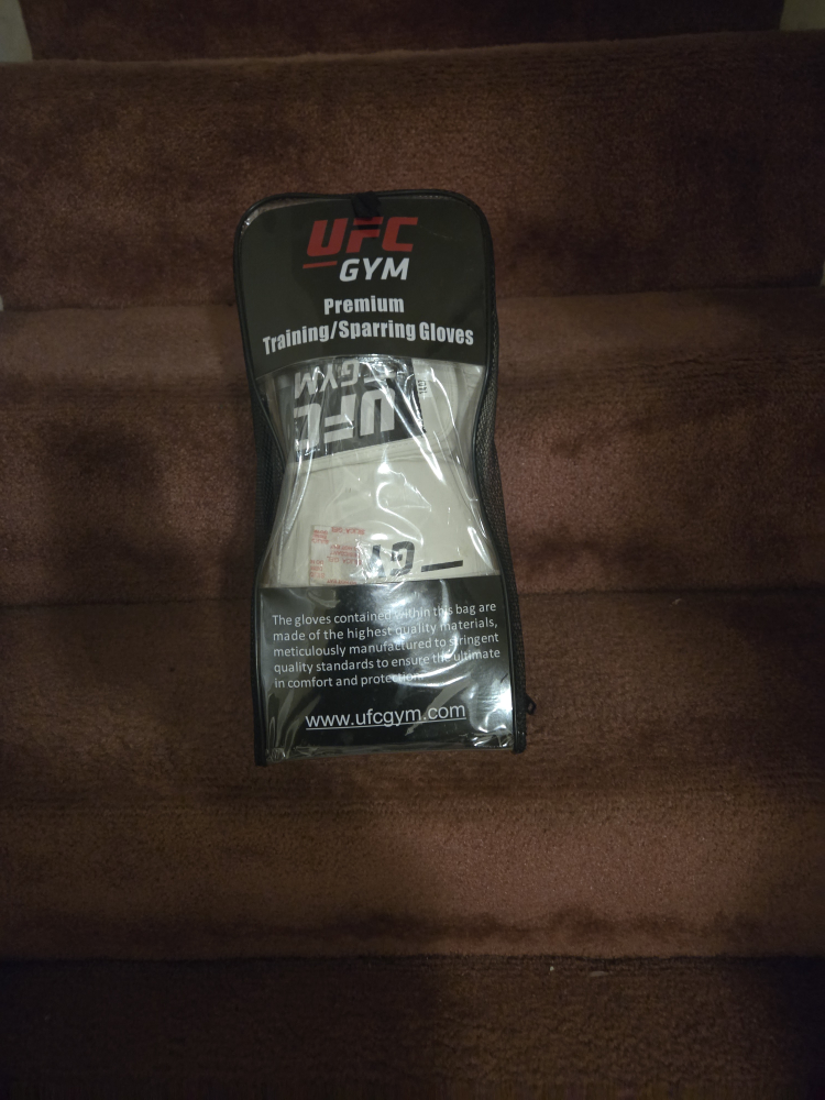 UFC GYM Premium Training/Sparring Gloves - photo 2