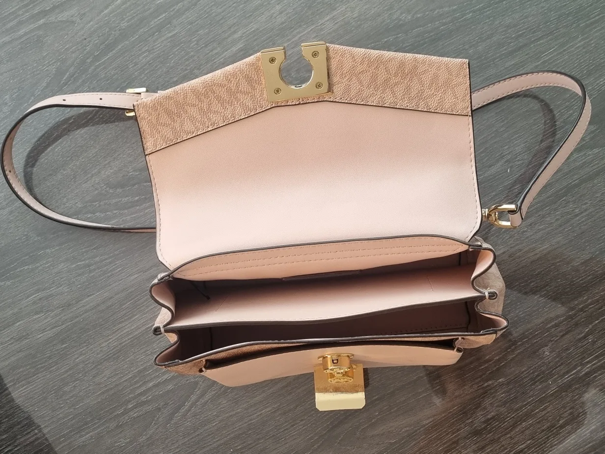 Michael Kors Handbag - Light Pink & Gold image indicator(3)