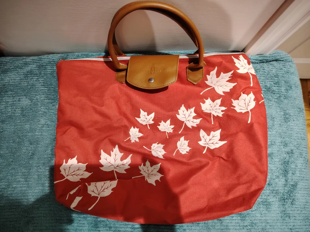 Peller Estates Red Maple Leaf Tote Bag thumbnail