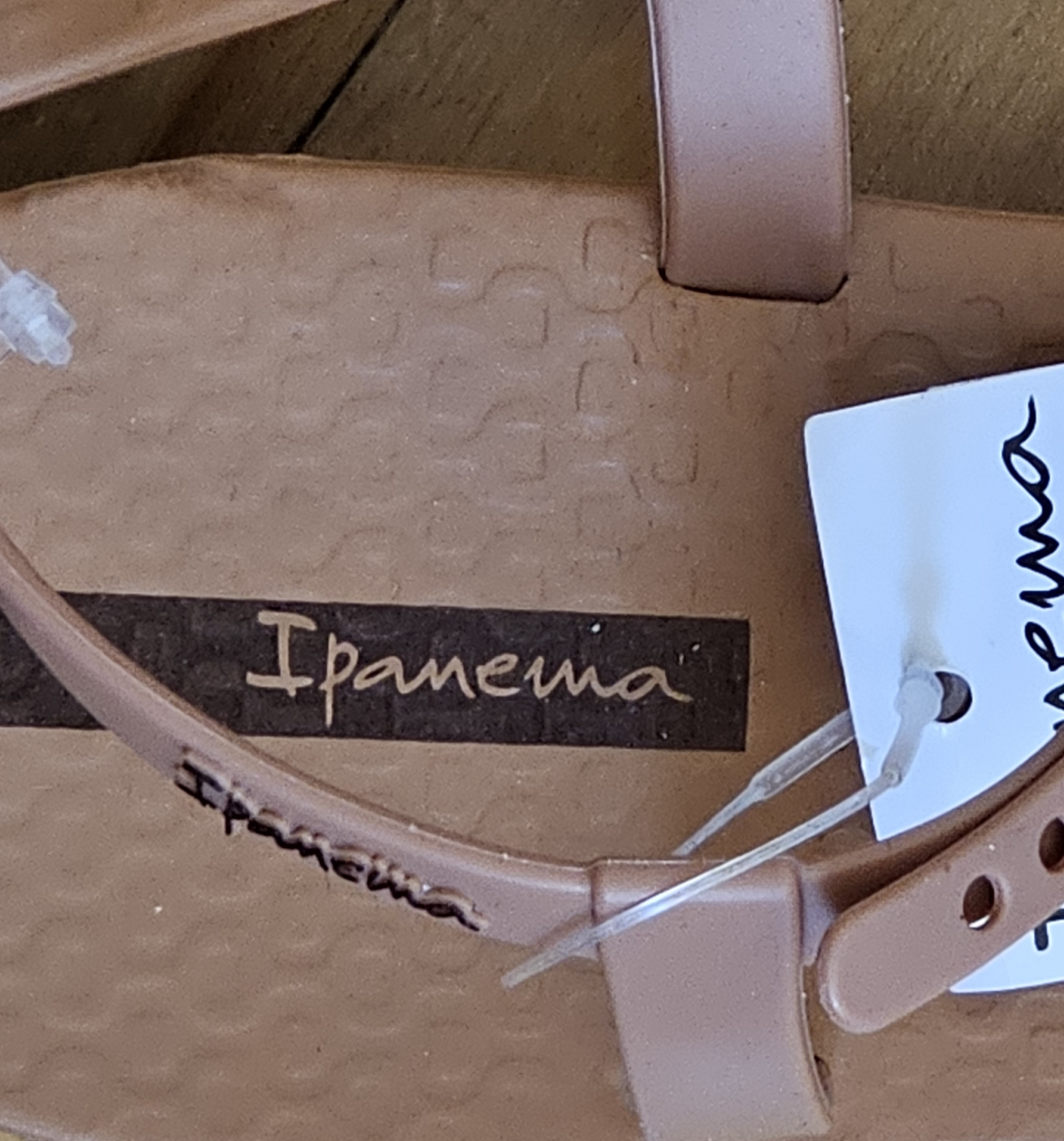New Ipanema Sandals, Size 10 - photo 3