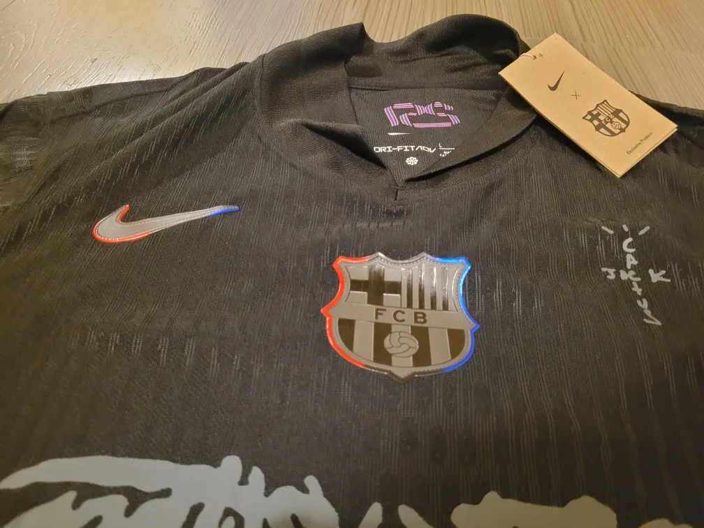 Nike x FC Barcelona TRAVIS SCOTT CACTUS JACK Lamine Yamal Jersey image indicator(6)