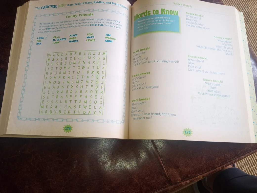 The Everything Kids' Giant Book of Jokes image indicator(3)