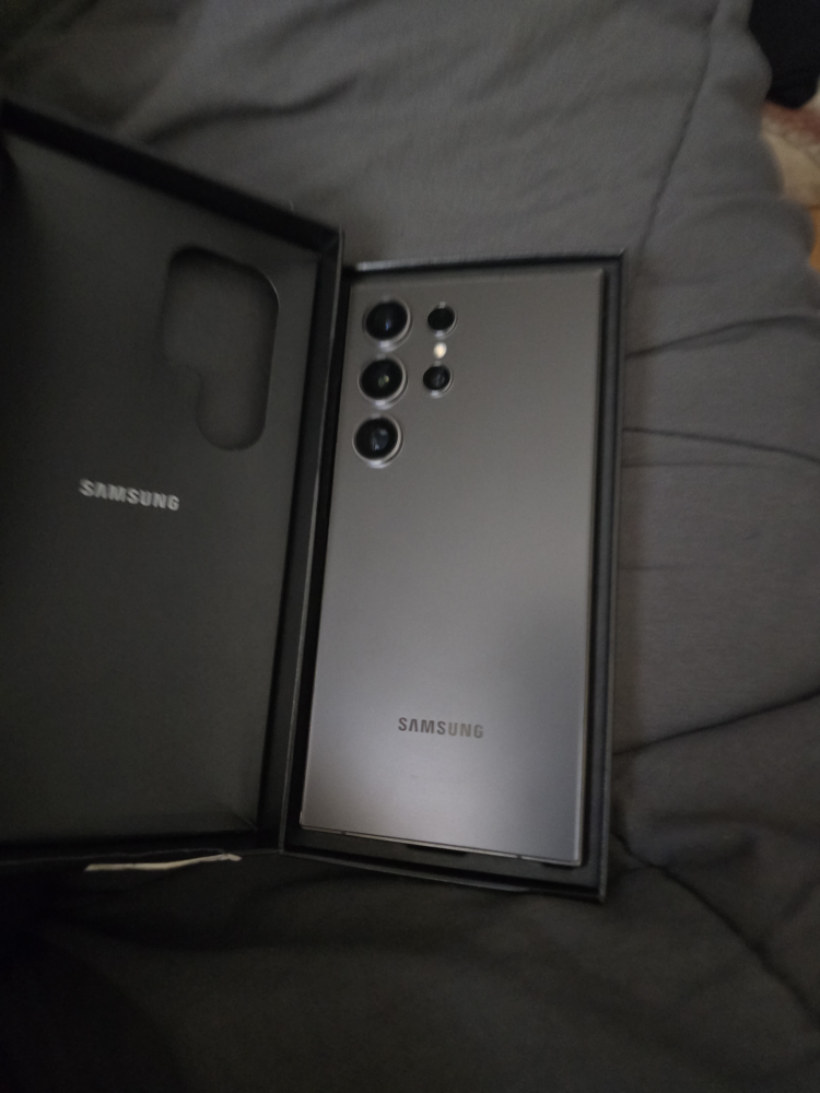 Samsung Galaxy S24 Ultra - Titanium Black - 256GB - photo 3