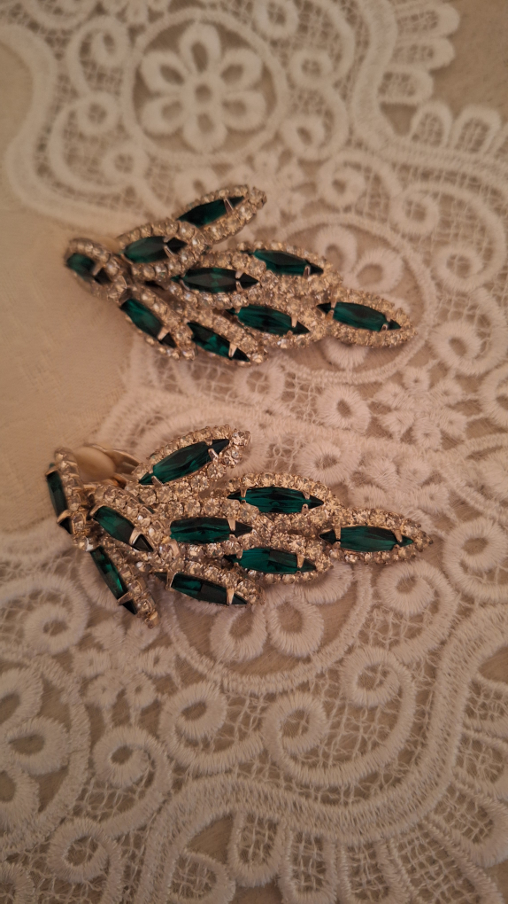 Emerald & Rhinestone Clip-on Earrings - photo 2