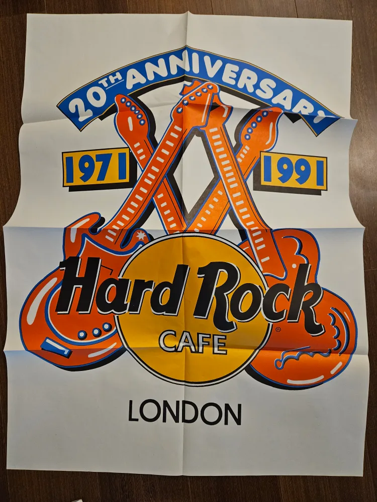 Hard Rock Cafe London 20th Anniversary Memorabilia 1991 Beatles image indicator(2)
