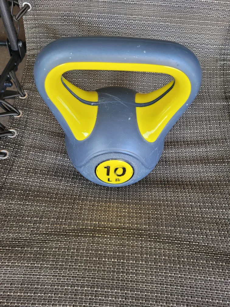 TKO 10 lb Kettlebell - Grey & Yellow image indicator(2)