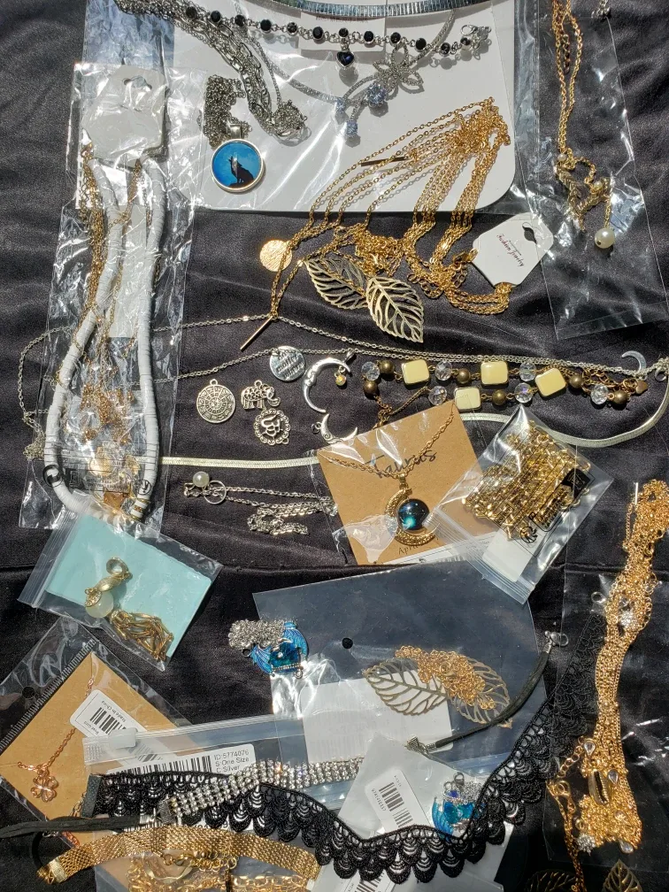 BLING BUNDLES!! image indicator(4)