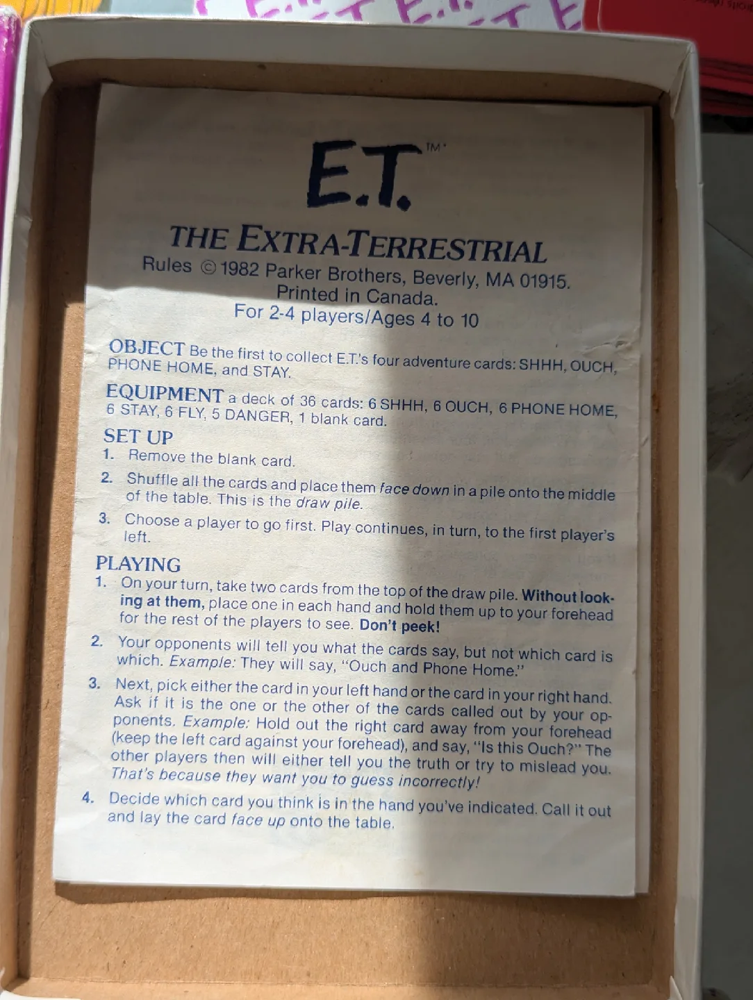 E.T. Extra-Terrestrial Game & Toy ship with ET image indicator(9)