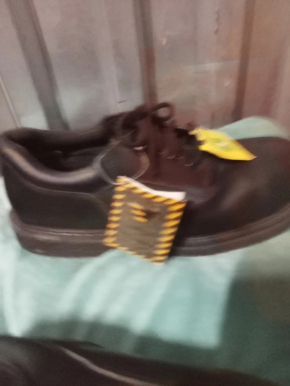 Viper Black Safety Shoes - Size 10 image indicator(3)