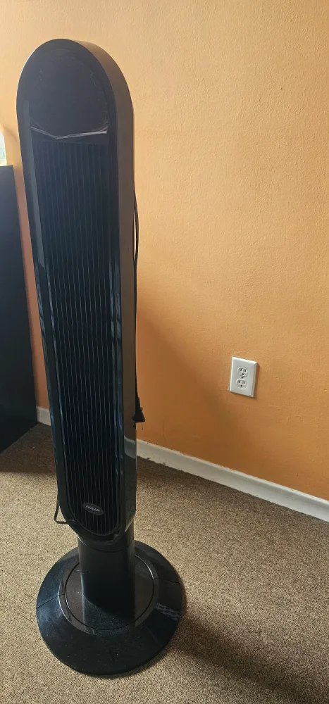 NOMA Tower Fan - Black thumbnail