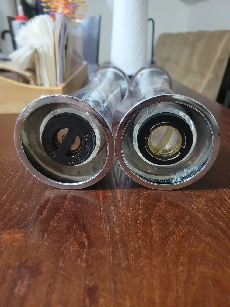 Cole & Mason Derwent Salt & Pepper Grinders image indicator(3)