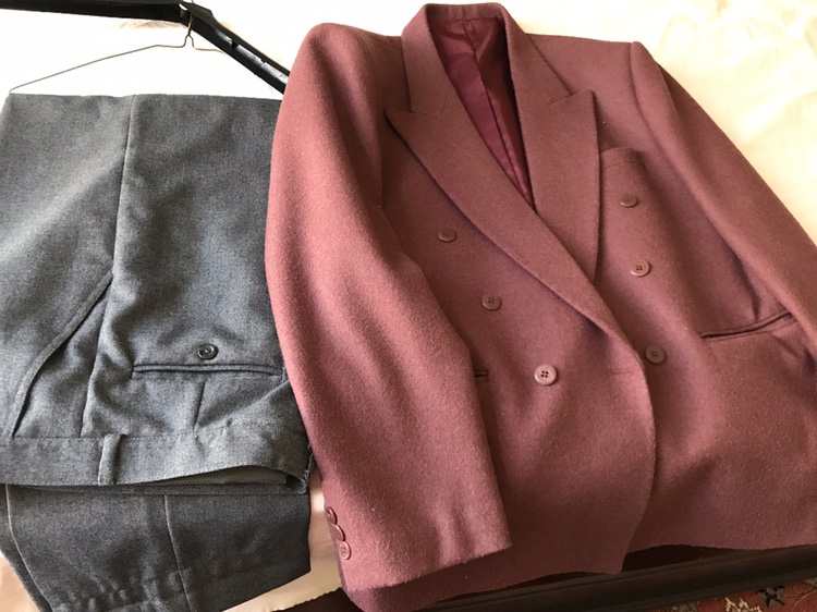 Men’s Suit size 40
