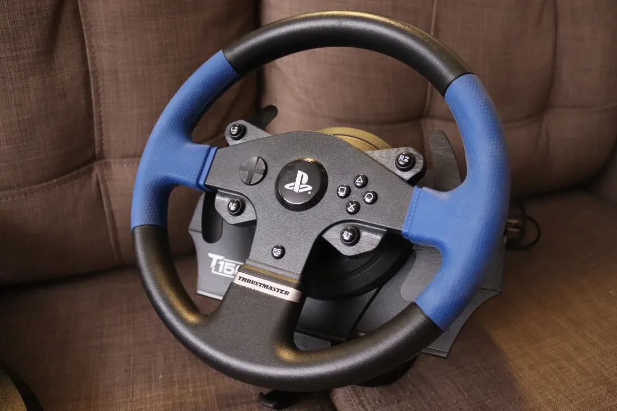 Sim racing wheel and pedals Thrustmaster T150 image indicator(3)