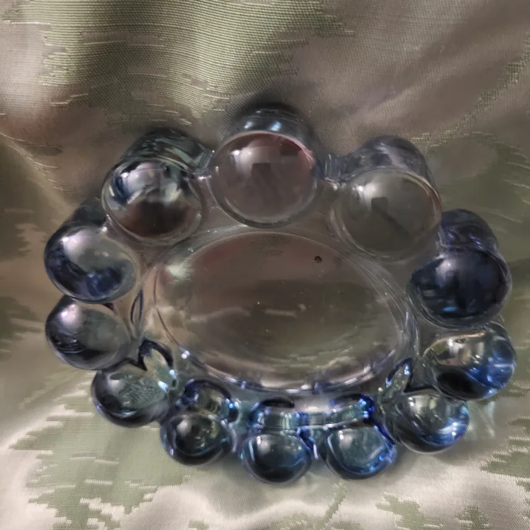 Vintage Blue Glass Ashtray image indicator(3)