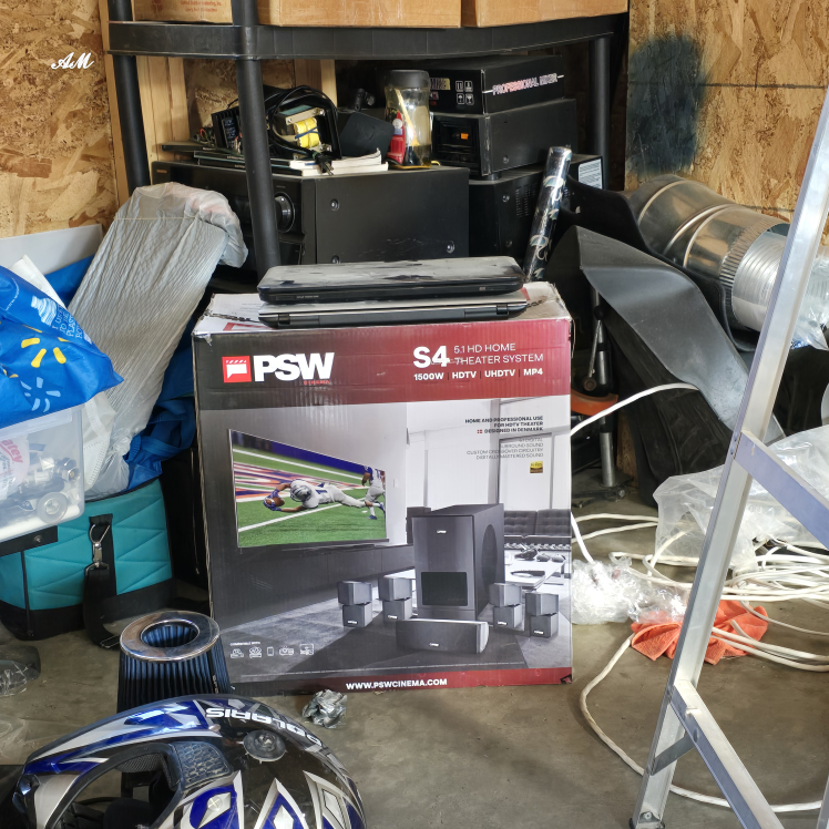Assortment of items - photo 2