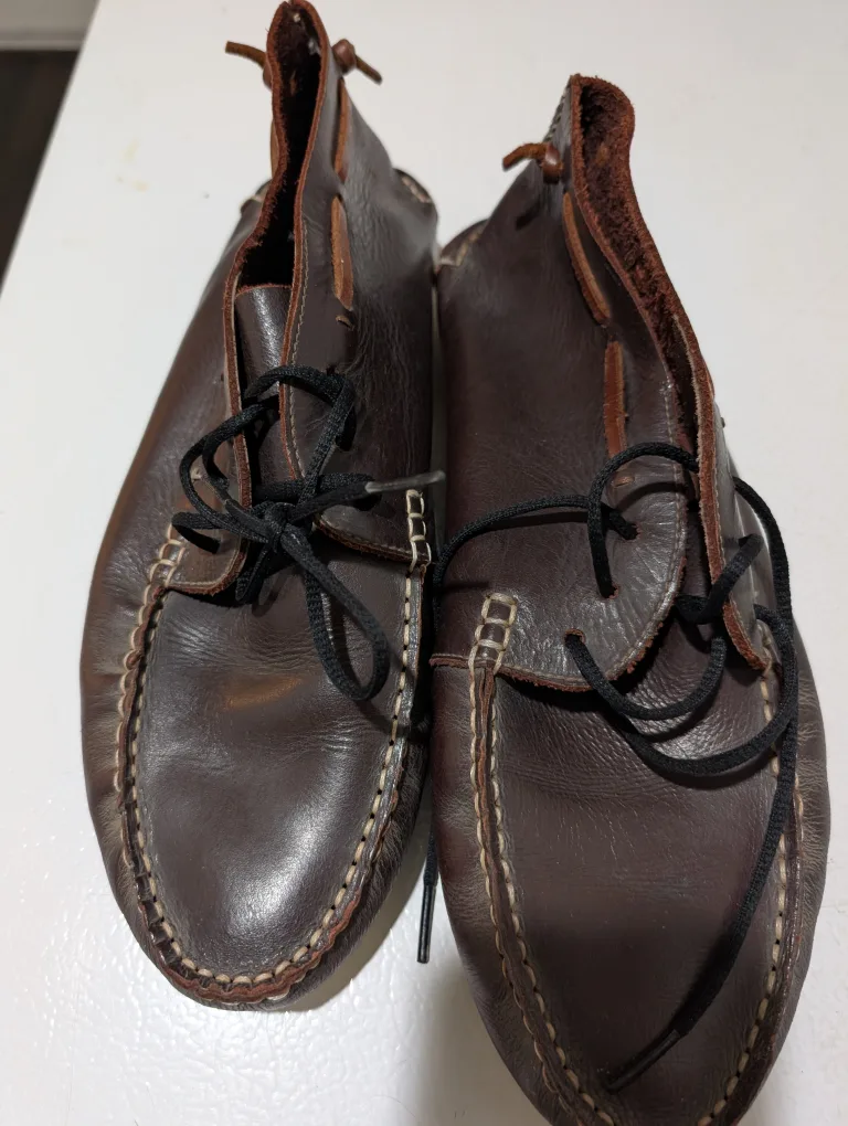 Assorted Used Men's Shoes thumbnail