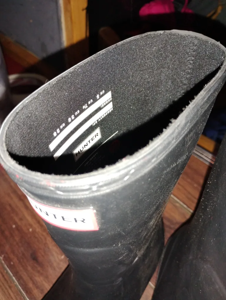 Hunter Rain Boots - Black, Size 7 image indicator(5)