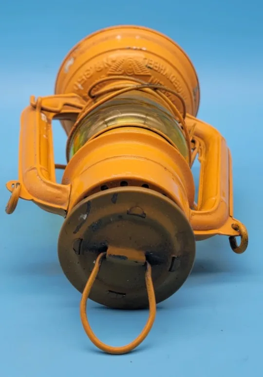 Winged Wheel No.350 KEROSENE LANTERN Made in Japan image indicator(9)