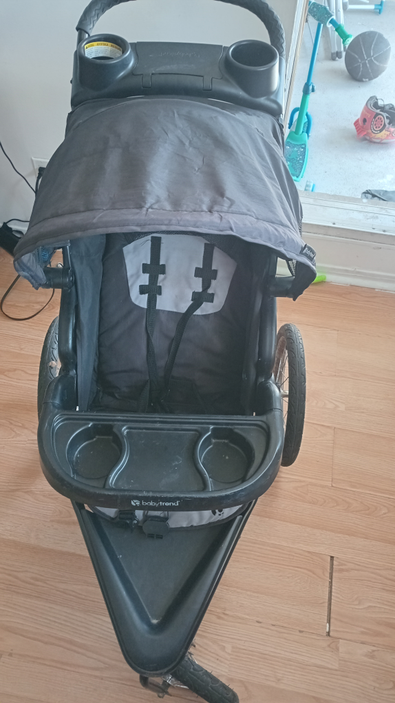 Baby Trend Jogger Stroller - photo 3