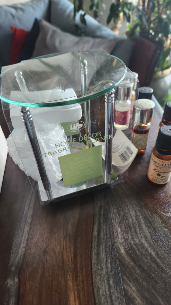 Life Home Decor Fragrance Burner & Essential Oils