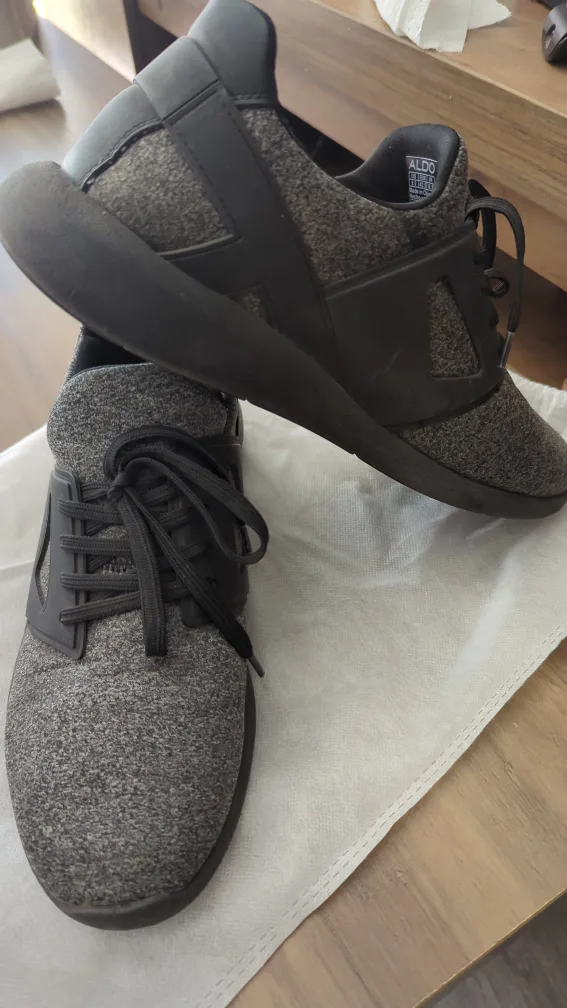 Aldo Men's Sneakers - Size 9.5 image indicator(2)