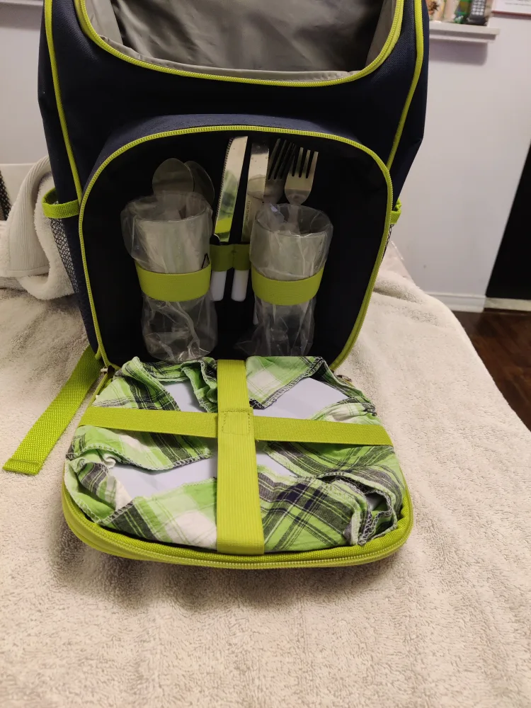 Kitchen Stuff Plus Cooler Picnic Backpack image indicator(4)