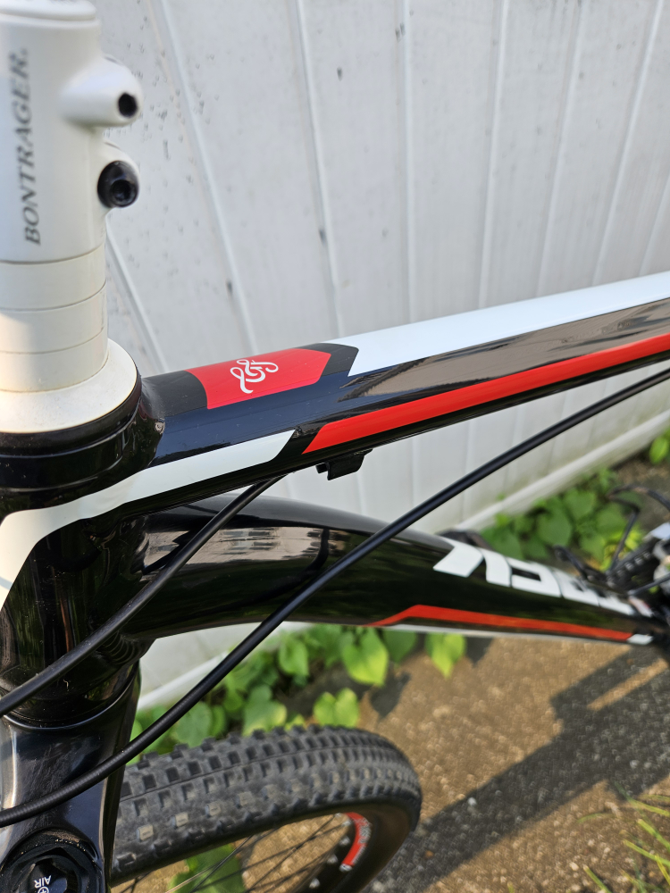 Trek Xcaliber Mountain Bike - photo 4