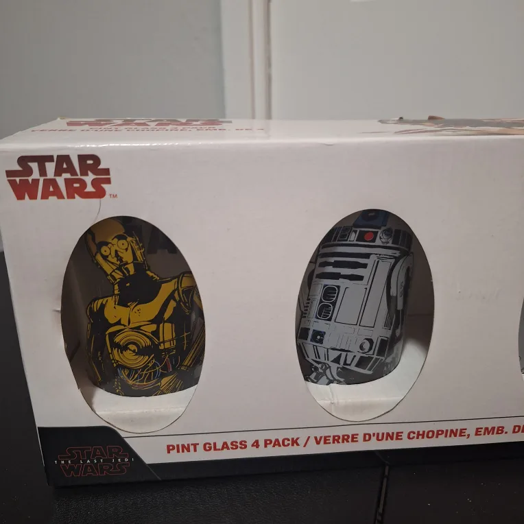 Star Wars Pint Glass 4 Pack - New in Box! image indicator(2)