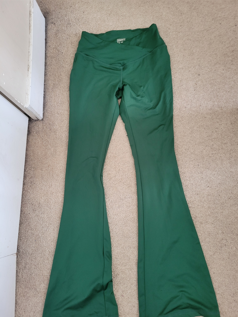 SUMMER & ROSE Green Flare Leggings - photo 2