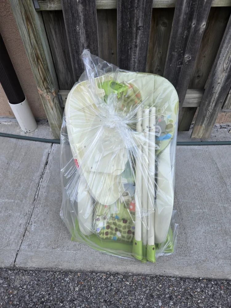 Fisher-Price EZ Bundle 4-in-1 Baby System High Chair image indicator(3)