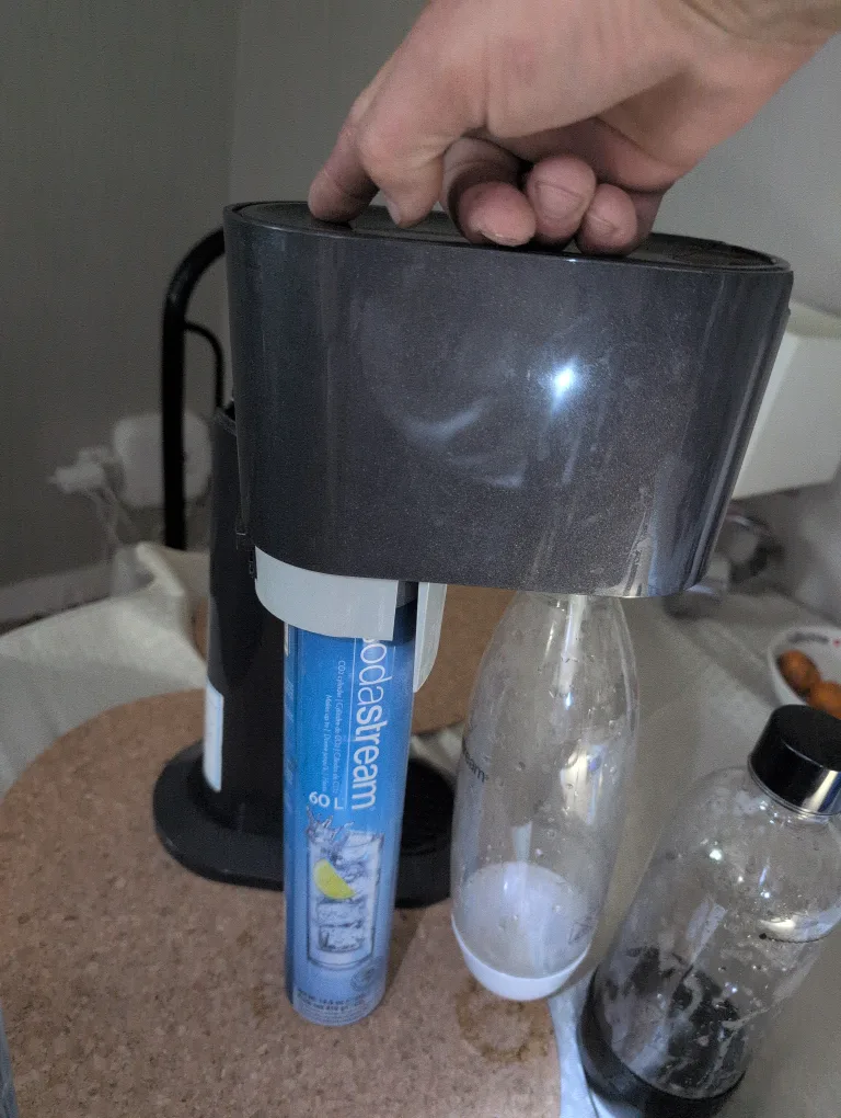 SodaStream Sparkling Water Maker image indicator(3)