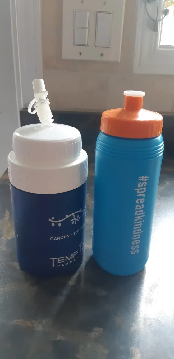 Kids Water Bottles thumbnail
