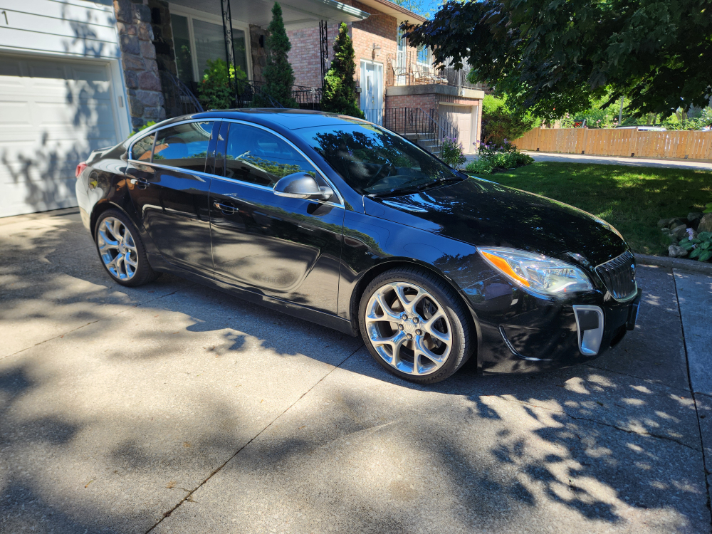 Black Buick Regal GS - photo 3