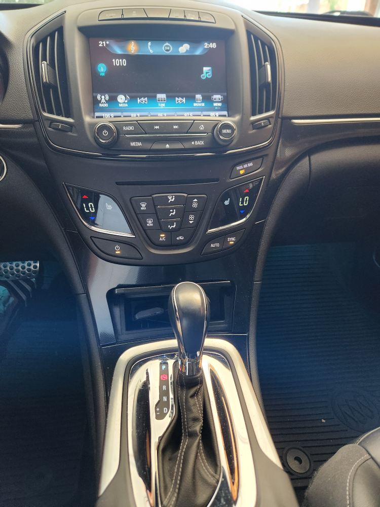 Black Buick Regal GS - photo 5
