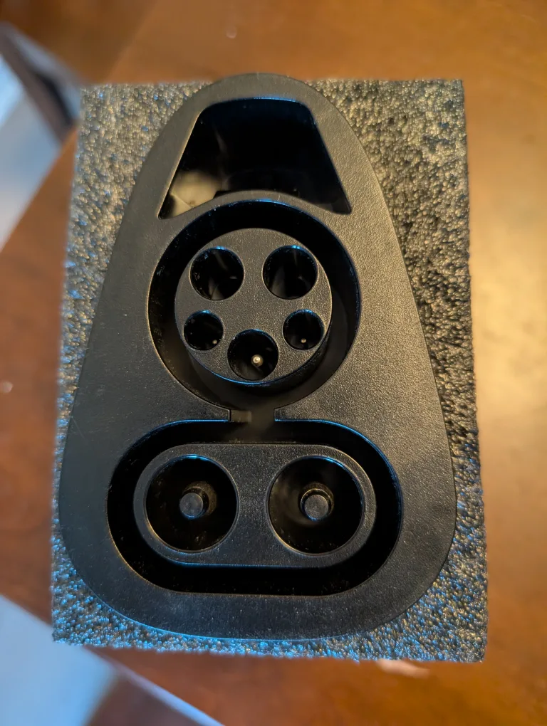 Tesla CCS Mobile Connector thumbnail