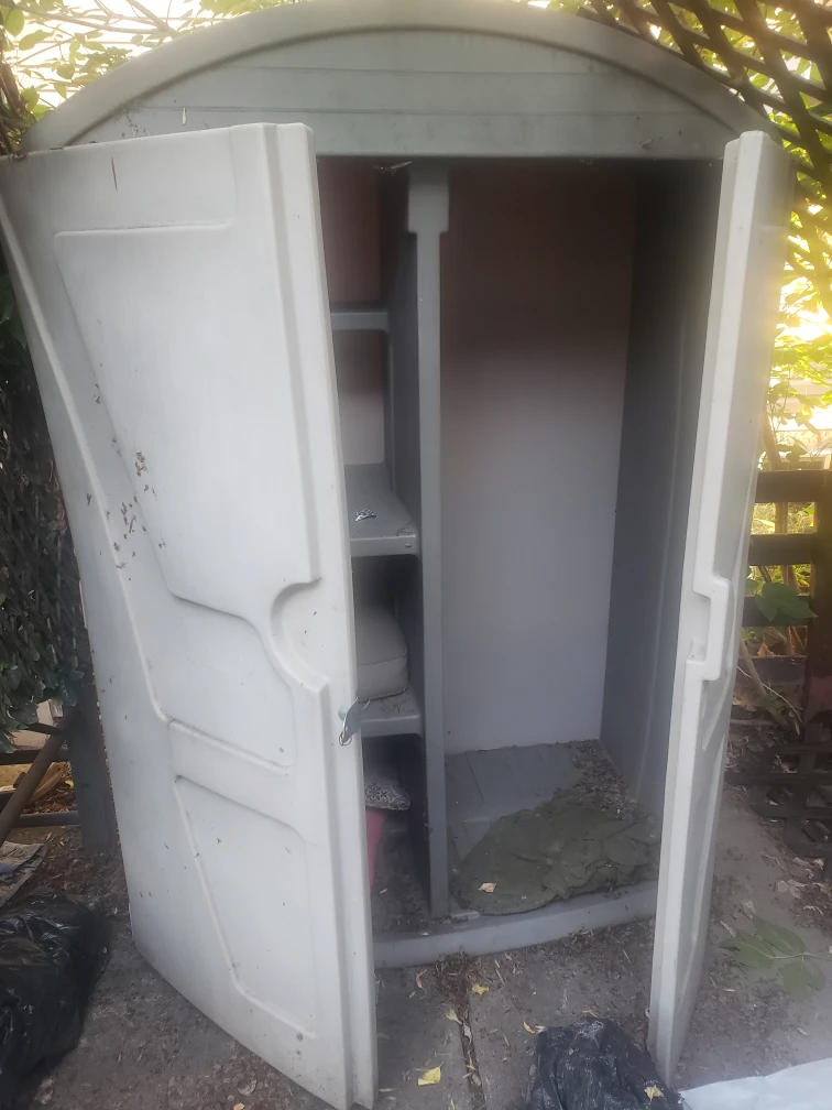 Plastic Outdoor Storage Shed - photo 2