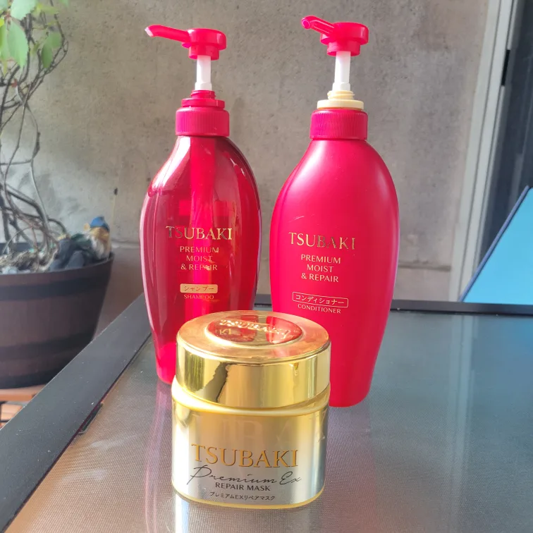 Tsubaki Premium Moist & Repair Hair Set thumbnail