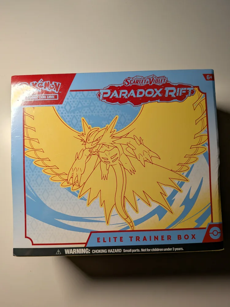 Pokémon Scarlet & Violet Paradox Rift Elite Trainer Box image indicator(3)
