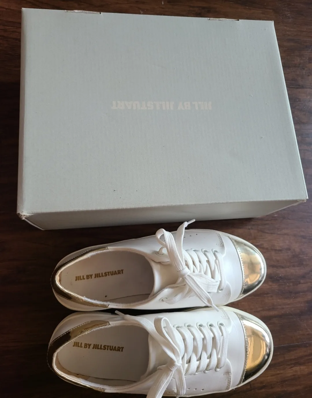 Jill by Jill Stuart White & Gold Sneakers image indicator(4)