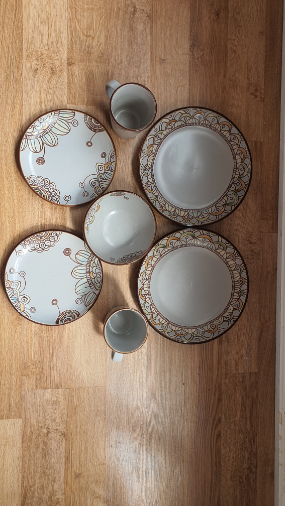 Dinnerware Set - Plates, Bowls, Mugs - photo 2