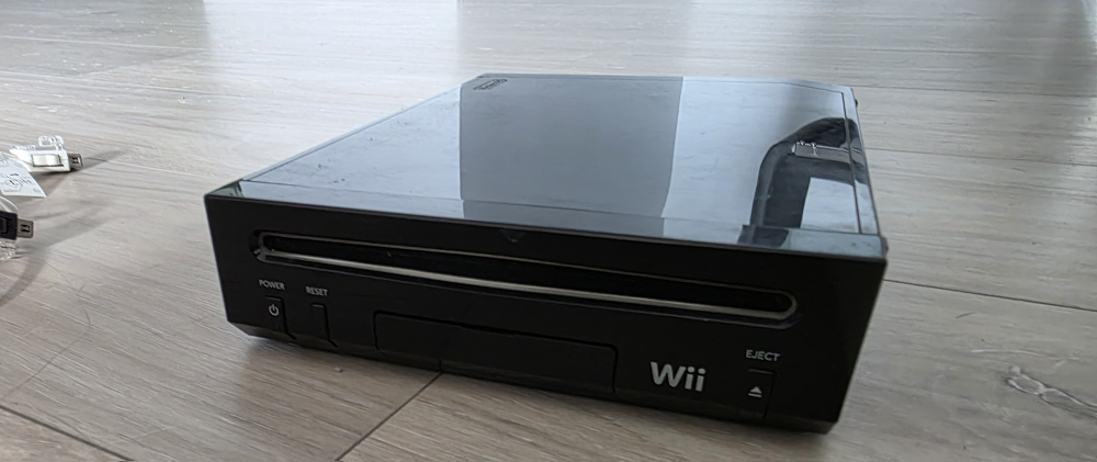 Nintendo Wii Console with Games and Accessories - photo 3