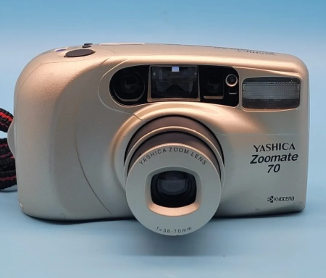 Yashica Zoomate 70 Camera image indicator(2)