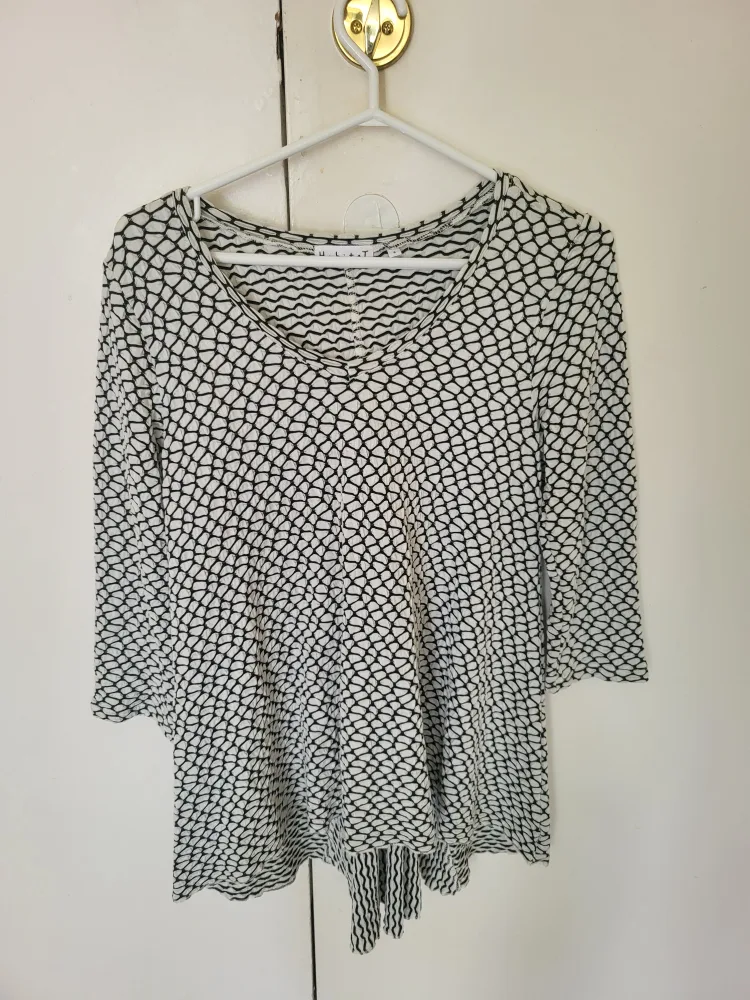 Habitat Black & White Top - Size S thumbnail
