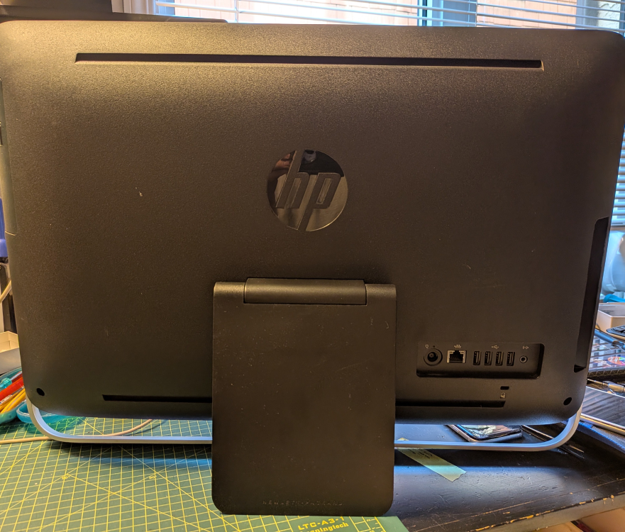 HP Pavilion 23 Windows 11 AIO 1TB - photo 2