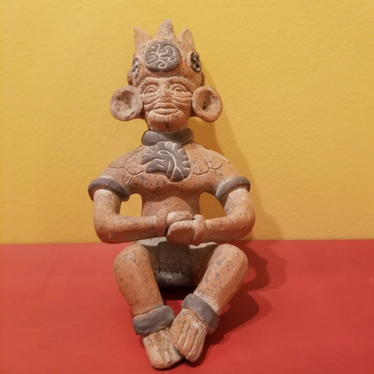 Terracotta Mayan Figurine - photo 3