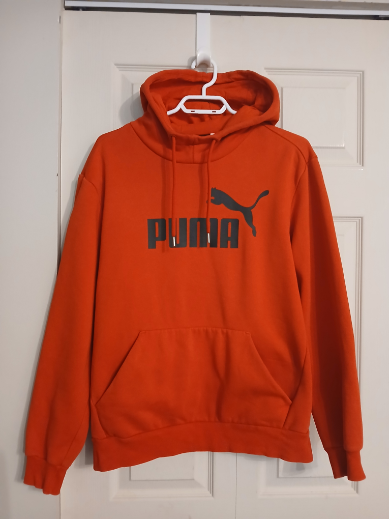 PUMA red hoodie with large pocket, size medium (M)