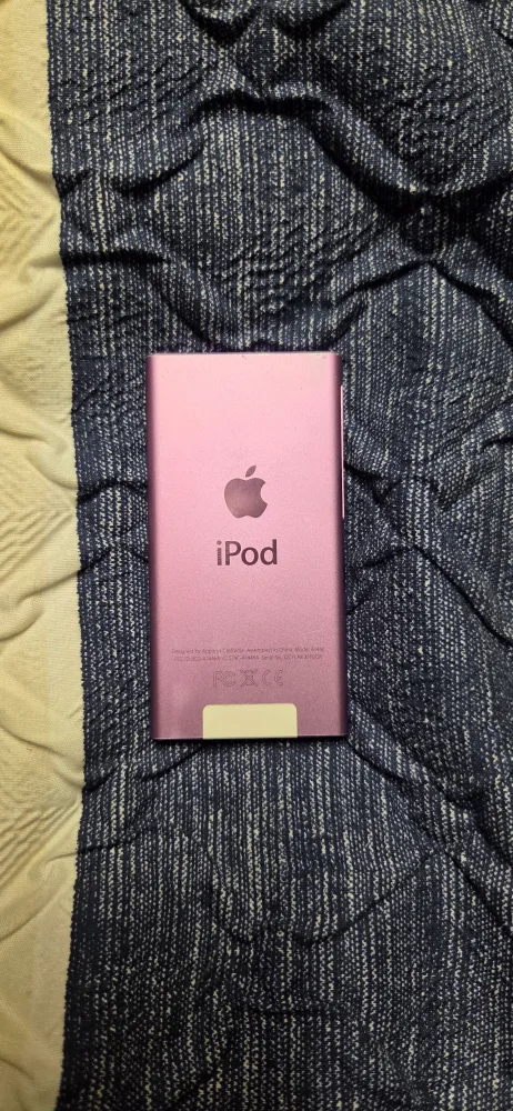 iPod Nano 7th Gen 16GB image indicator(2)