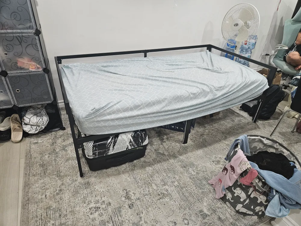 Day bed - black metal image indicator(2)